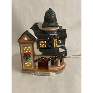 Dickensville Porcelain Lighted House 1996 Christmas Village Piece #282-9412